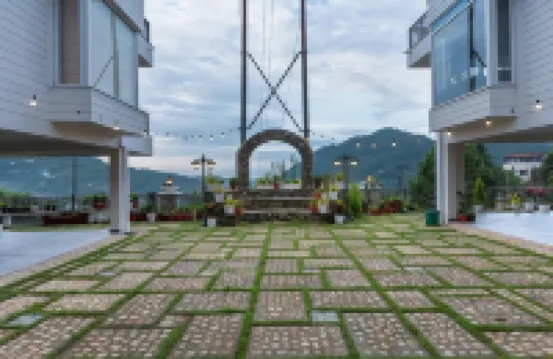 Yecha House - Mountain & Lake View Retreat, Bhimtal Hotels in Bhimtal