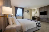 Sunday Hotel & Convention Centre by CheckIn, Vadodara - Wifi