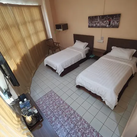 Indah Inn