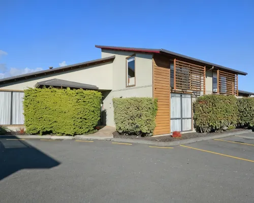 Totara Lodge Hotele w: Upper Hutt