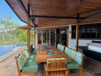 Casa Sea Breeze- Luxury OceanView Estate+50' Infinity Pool on 100 Acres
