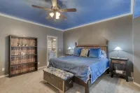 Large Hot-Tub | Close 2 DT | Wolf Creek Mountain
