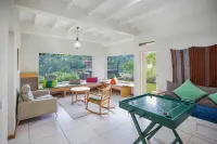 Syllo 2 | 4BR Bright Dago Pakar Resort Villa w/ View & BBQ