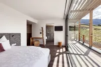 Haller Suites & Restaurant