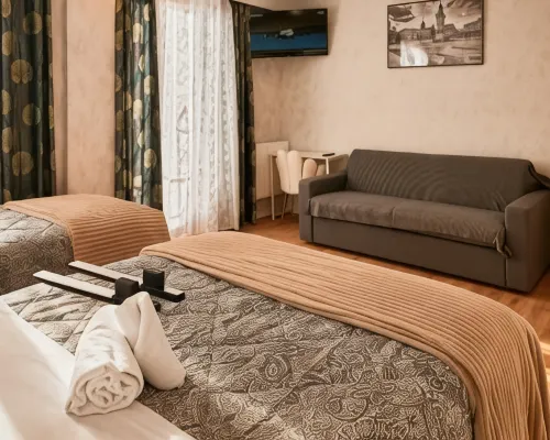 La Caravelle Hotels in Riom