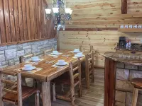 Luxury Getaway | Mountain/River Views, BBQ/Fishing Hotels in Pushmataha County