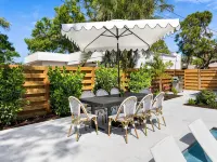Southside Bungalow with Pool, Spa & Putting Green - Private Pool