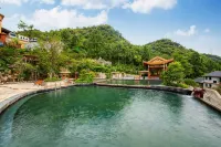 Yumawan Hot Spring Hotel (Anshunxi High-Speed Railway Station Olympic Sports Center) - Rooftop Pools