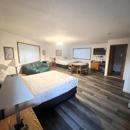Cedarwood Inn of Ashland