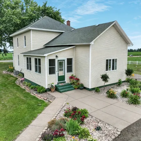 Historical Luxury Country Farmhouse