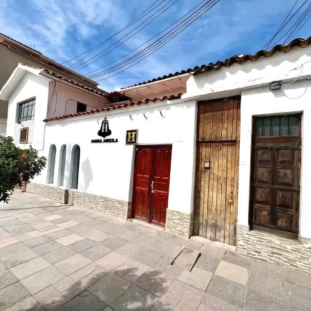 Hostal María Angola