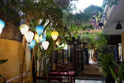 Hoi An Old Town Residence - 56 Phan Boi Chau - Bed and Breakfast