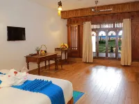 AyurSoma Ayurveda Royal Retreat Hotels in Kottukal