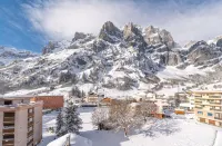 Grichting Hotel & Serviced Apartments - vue sur la montagne