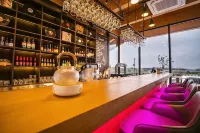 Tianmu Lake DreamWorldfang Village Art Hotel - Baarit