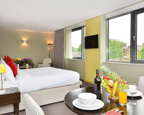 Axiom Park Hotel Hotels near Lambeth
