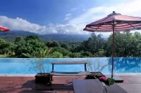 Chantra Khiri Chalet Chiang Mai - Rooftop Pools