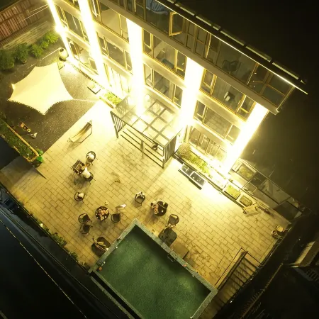 Anji Yuanxi Shanshe B&B