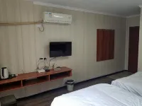 Huainanxiang Weiyuan Guest House - Inns