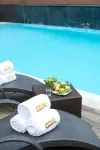 Wharney Hotel - piscine