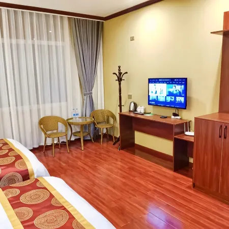 Qujing Tangke Hotel