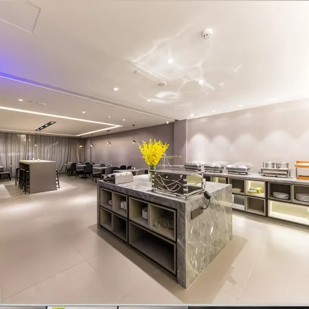 Homeinn Selected Hotel (Yancheng Municipal Government Jinying Julonghu Store)