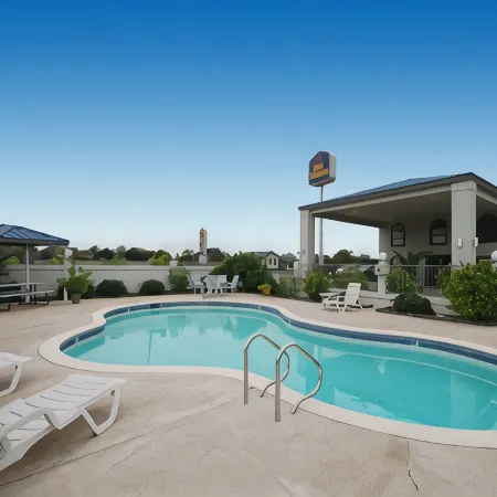 Best Western George West Executive Inn