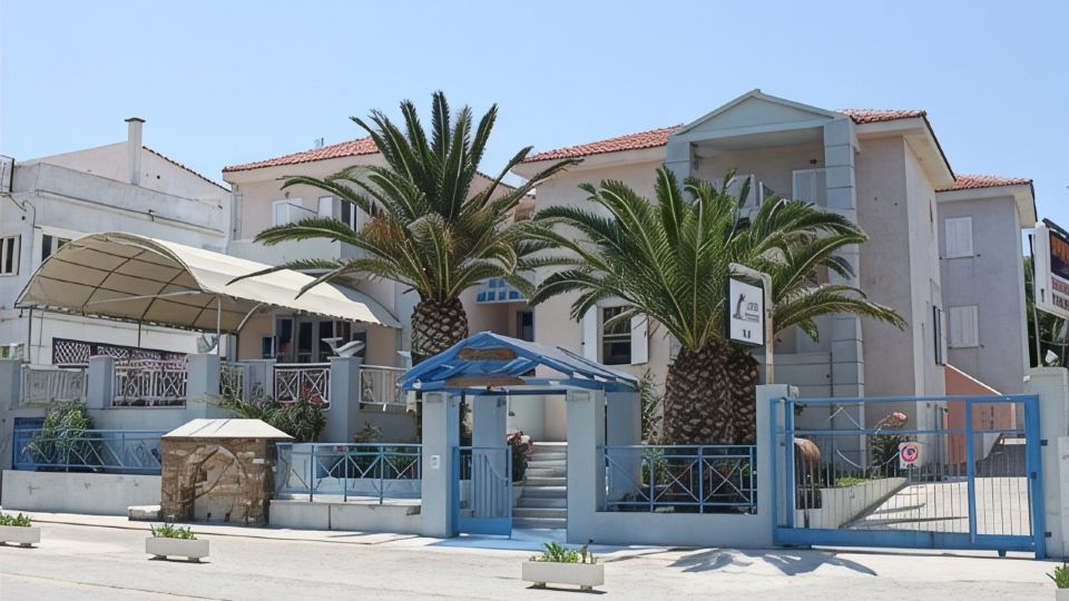 Dolphin Hotel