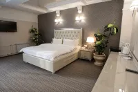 Zolotoy Drakon  Apart Hotel - parking