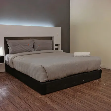 Summer Oscar Boutique Hotel Отели рядом с достопримечательностью «Торговый центр Summit USJ»