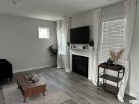 Lovely 4-bedroom home on a hill in Wake-Forest, With WiFi & air conditioning.