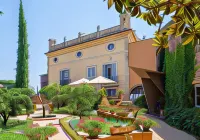 Hotel Mas la Boella - Parkplatz