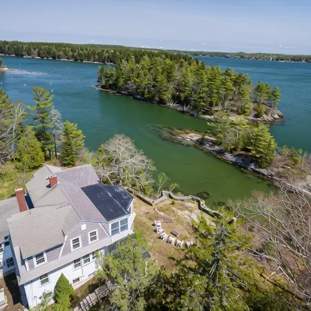 Breathtaking Oceanfront Views with Deep-Water Dock and Mooring