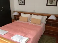 Beautiful Townhouse for golfers and beach holidays in sunny Vilamoura - 2-Star