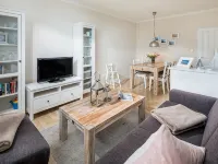 Cozy Vacation Apartment Kaiserhof 002, Directly on the Beach 노르데메이 호텔