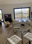 VERY LARGE NEW APARTMENT 300 m from the beach SUPERB SEA VIEW 6/8 PP - 3 tähden