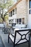 Newly Renovated Farmhouse on a Working Horse Ranch Near Popular Wedding Venues - 3-Star