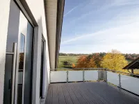 Modern and bright vacation apartment with Hutewald view Hotels in Vohl