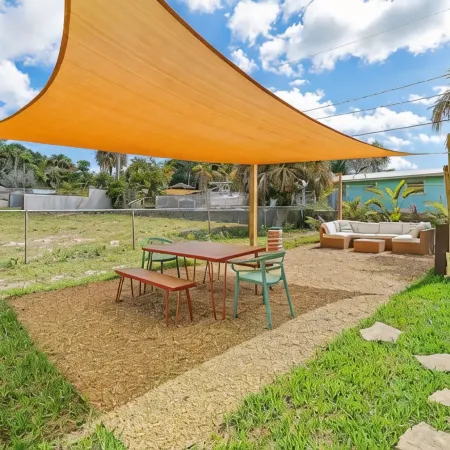 Waveland House in Jensen Beach: minutes to beaches, parks, marina and downtown