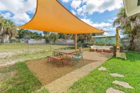 Waveland House in Jensen Beach: minutes to beaches, parks, marina and downtown