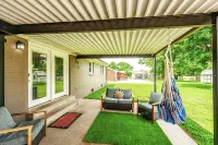 Spacious Home in Quiet Neighborhood - Half Mile from Historic Gallatin Square