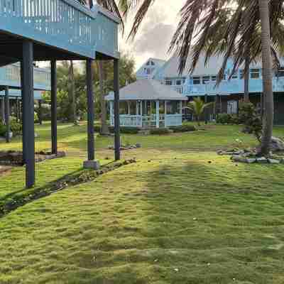 2-Bed Loft-Style Condo on the Water, WiFi, Pool, AC; Walk to Restaurants & Beach Hotel Exterior