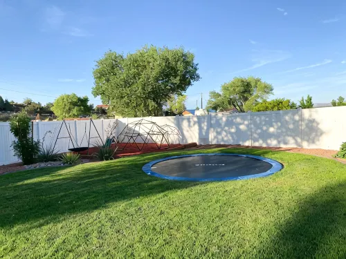 Casa Raiz is home as you adventure through Southern Utah & nearby National Parks