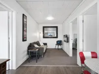 Bunker 2 "Urban meets Rustic" Hotels in Te Awamutu