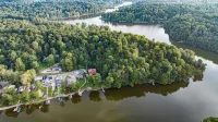 Perfect Lake Malone Get Away - Homestays