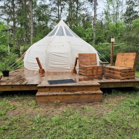 Milky Way with AC and WiFi, glamping near Houston