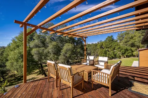 Cheerful Home with Spa near Yosemite & Bass Lake