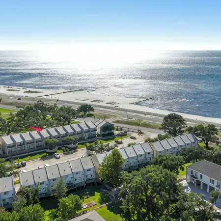 Beau Claire 2Br Long Beach Condo Close to Gulfport, Biloxi
