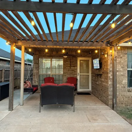 *The Quincy Farmhouse* Newly appointed home in quiet Quincy Park neighborhood.