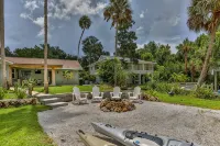 Waterfront Kings Bay, Swim in Springs off the boat dock - Kayaks incl. - Boutique